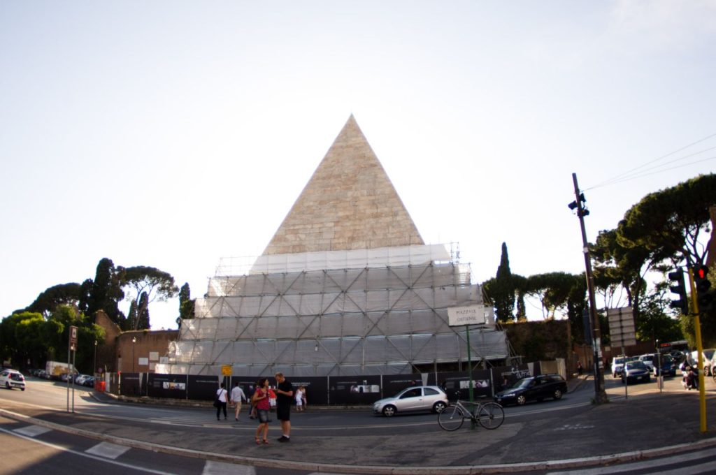 Predĺžený víkend v Ríme - Cestiova pyramida