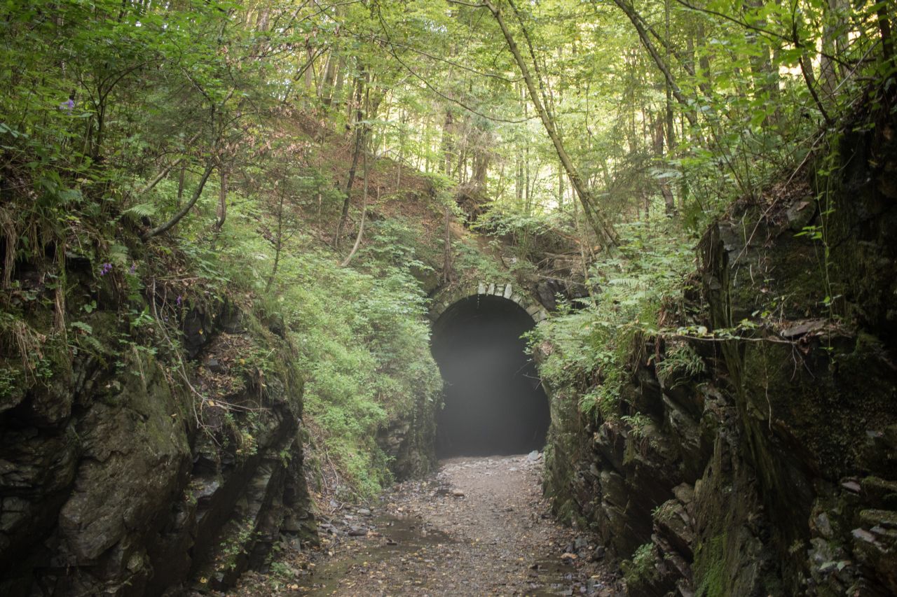 Slavošovský tunel na Gemeri, unikátne miesta Slovenska