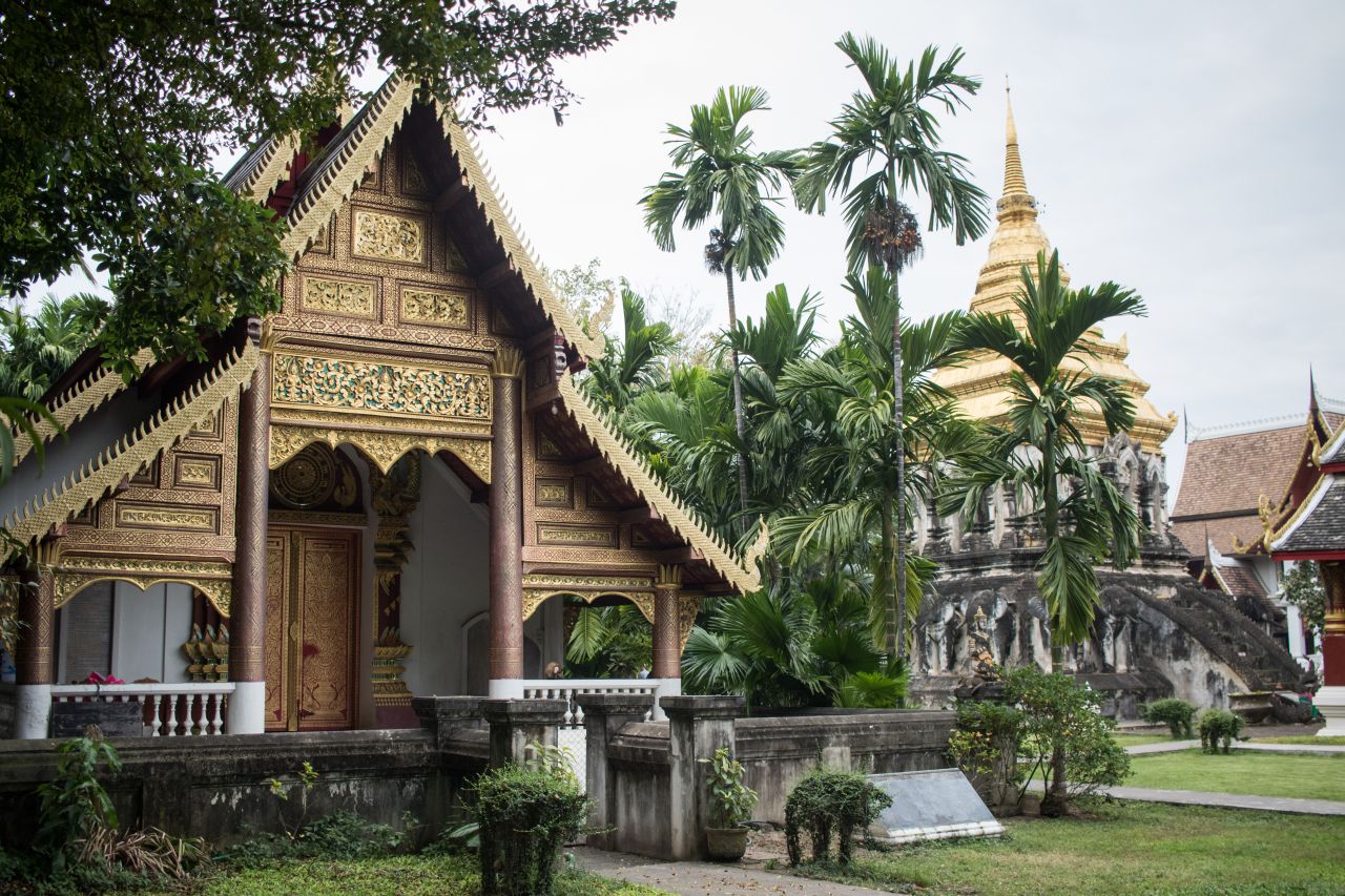 Prenádherný a hlavne zelený Wat Chiang Man, Chiang Mai, Thajsko