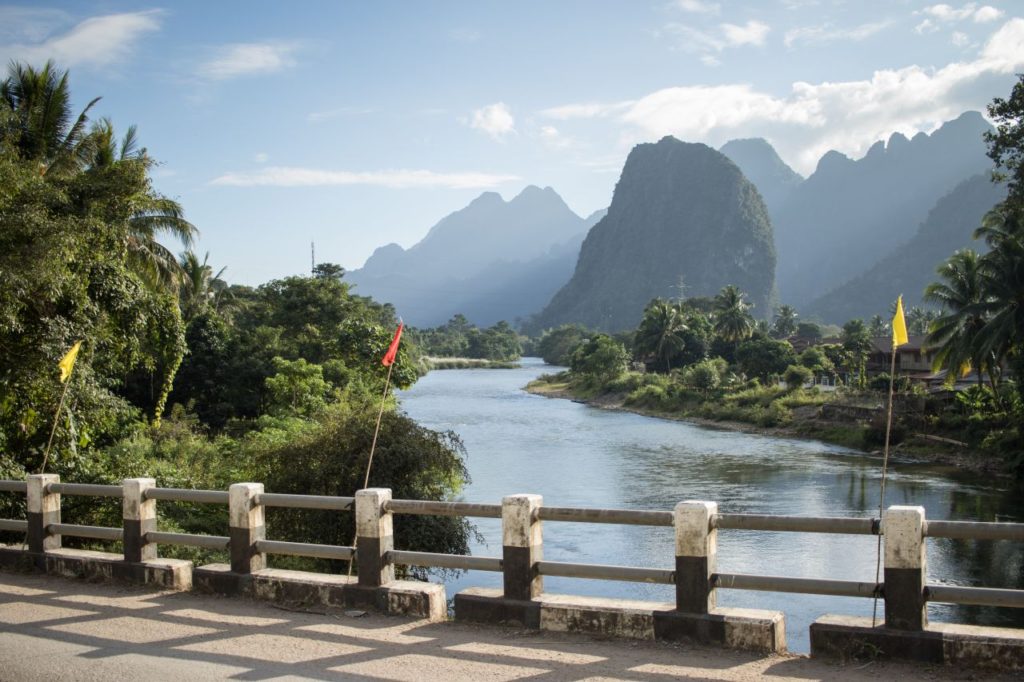 Výhľad z mosta v Pha Tang, Vang Vieng, Laos