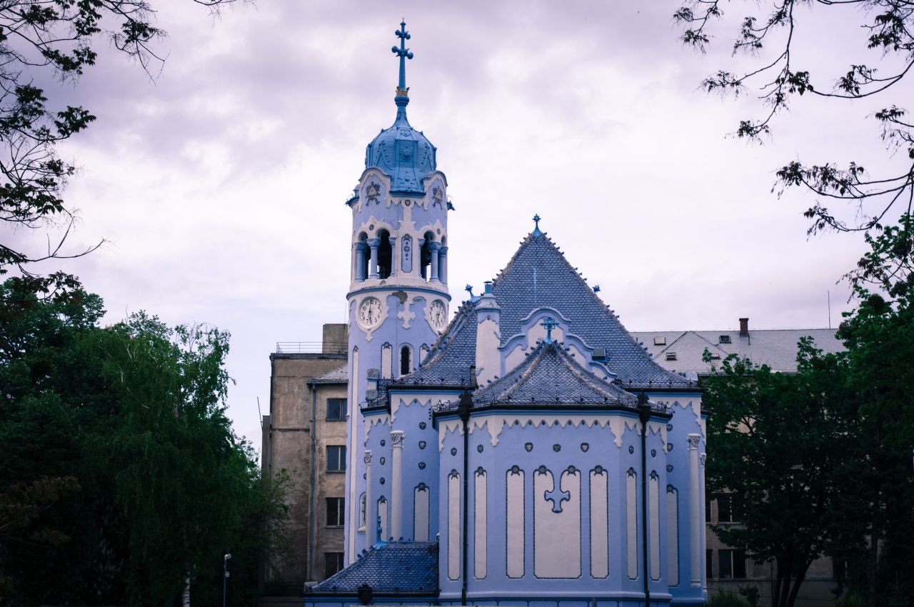 Modrý kostolík v Bratislave, unikátne miesta Slovenska