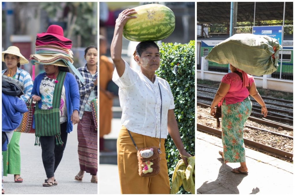 Mjanmarčanky nosiace na hlavách tovar