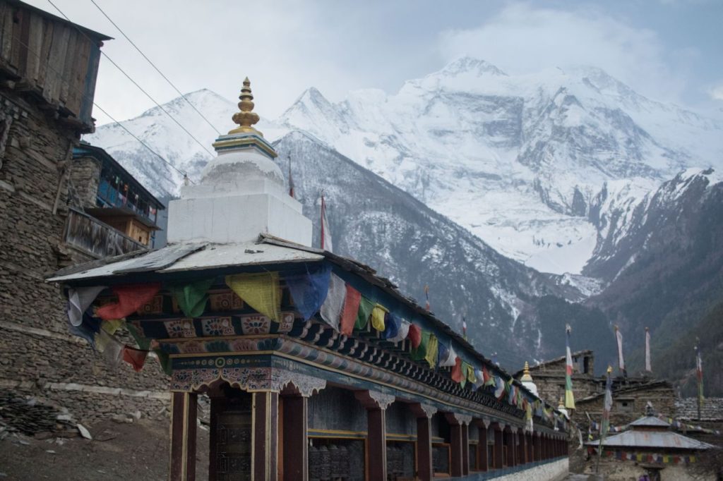 Himalájska dedinka Upper Pisang, aké sú náklady na trekovanie v Himalájach