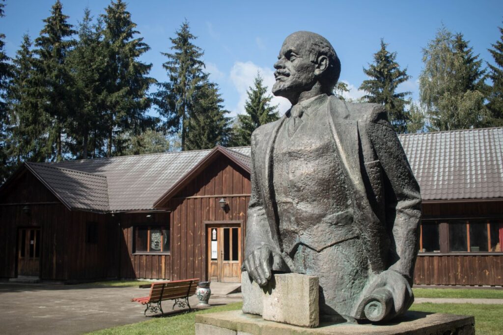Vladimir Iľjič Lenin, Gruto parkas, Litva