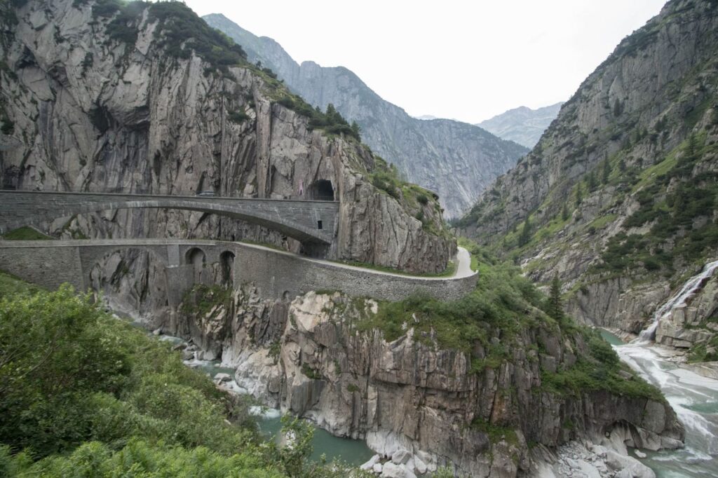 Teufelsbrücke, Gotthard Pass, Švajčiarsko, roadtrip itinerár
