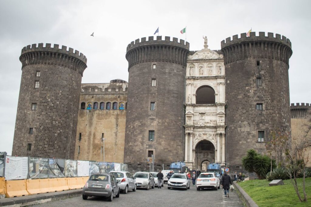 Castel Nuovo, Neapol, TOP miesta a pamiatky