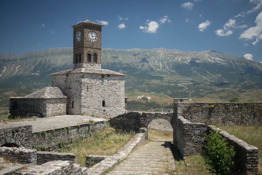Čo vidieť v Albánsku, TOP 10 miest, Gjirokastër